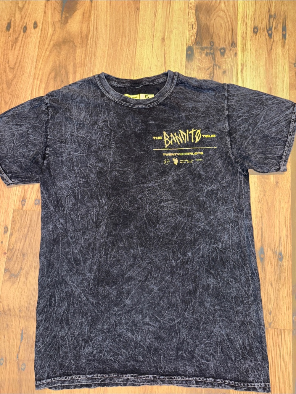 21 Pilots The Bandito Tour Graphic Tee - S